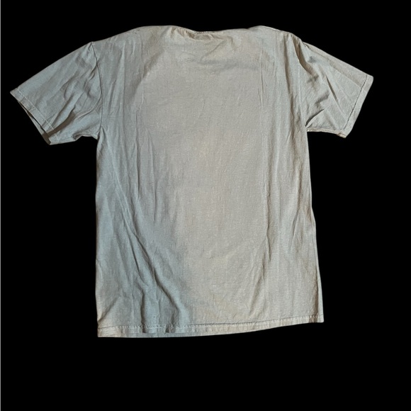 MTV Gray Graphic With Moon T-Shirt - Picture 5 of 5